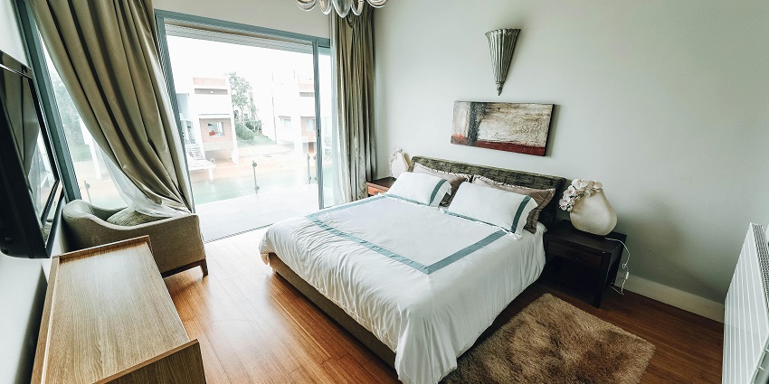 There is a wide range of accommodation options available near the Bentota beaches.