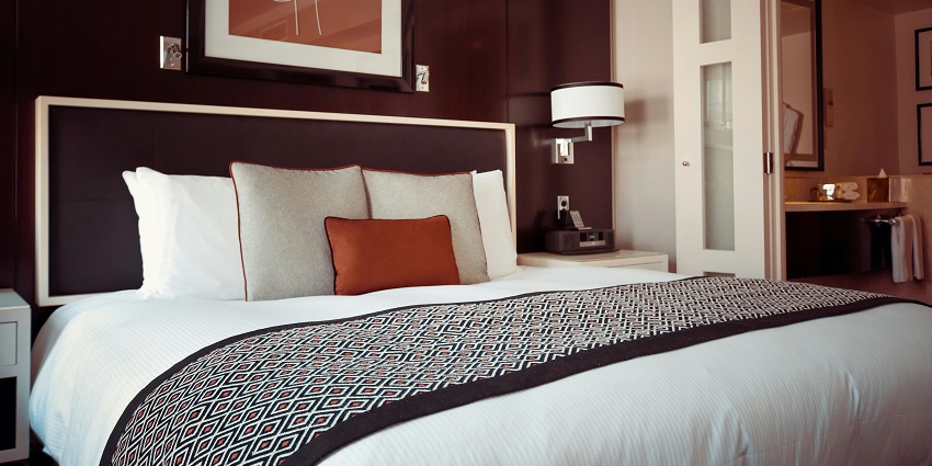 There are many hotel accommodations available near these adventure parks in Mayur Vihar.