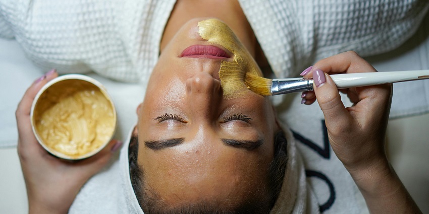 Indulge in exotic facial treatments like massages and face packs at the Oxygen Spa in CP