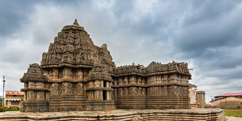 Visit the Vasuki Nag Temple in Jammu where the snake God is worshipped