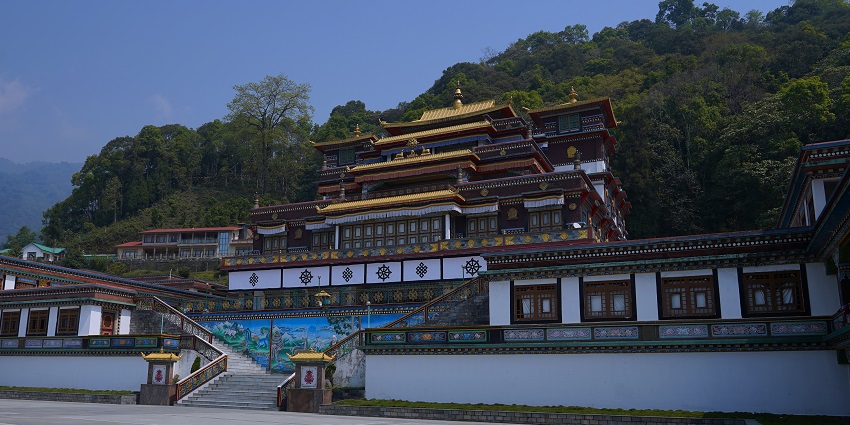 Lingdum monastery has various options to stay for the tourists with impeccable views around.