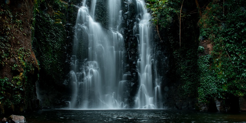 These waterfalls are the best to visit during monsoon as the lush surroundings are at utmost beauty