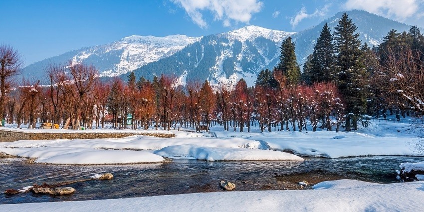 The best time to visit Betaab Valley is during the winter months as there is snowfall