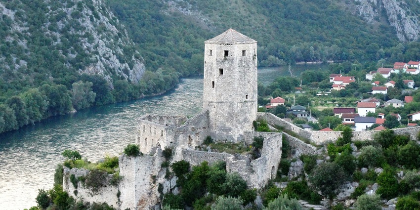 Bosnia and Herzegovina are meant to captivate you with their historical richness.
