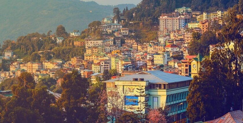 Visit Sikkim, located in the lap of the Himalayas, and enjoy a scenic holiday retreat