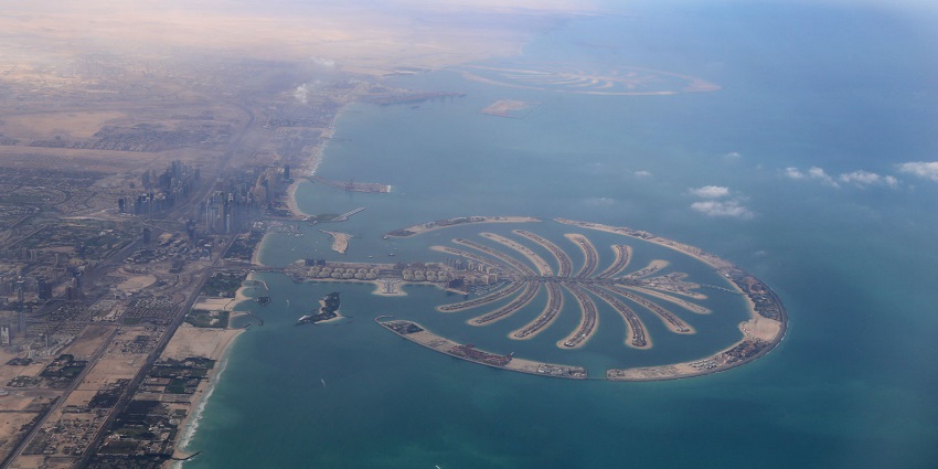 Its one of the best islands to experience the luxurious coastal life of the city with picturesque views everywhere.