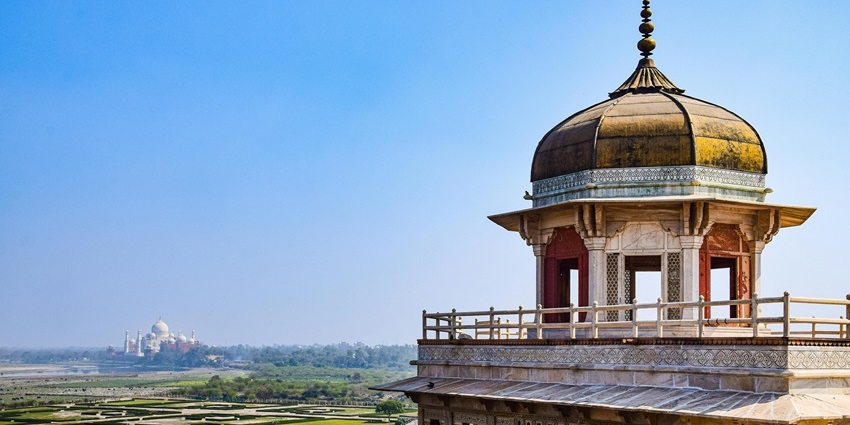 View of Taj Mahal from a tower in Agra, a place to visit near Delhi by car