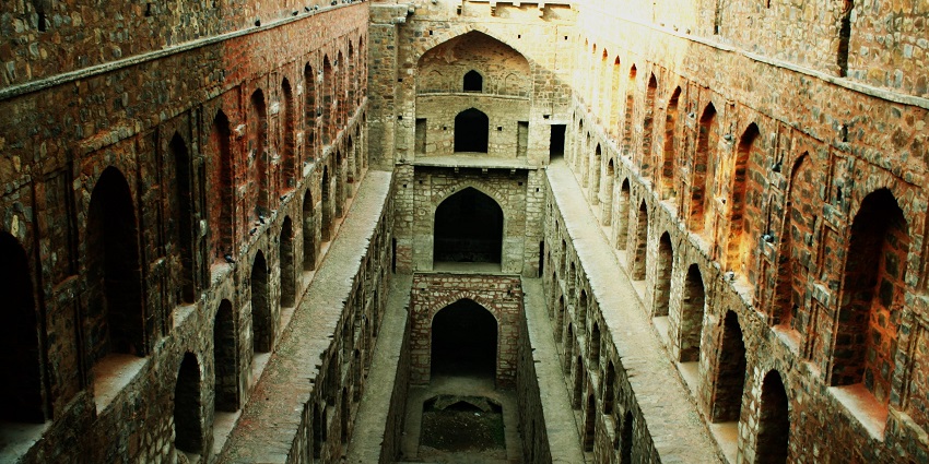 Agrasen ki Baoli is a classic stepwell near Red Fort that is a protected monument