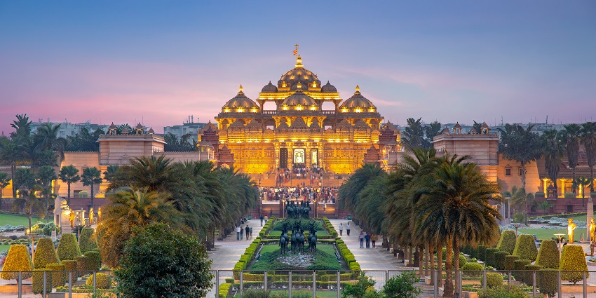 The Hindu temple complex Akshardham is one of the tourist attractions near Pragati Maidan