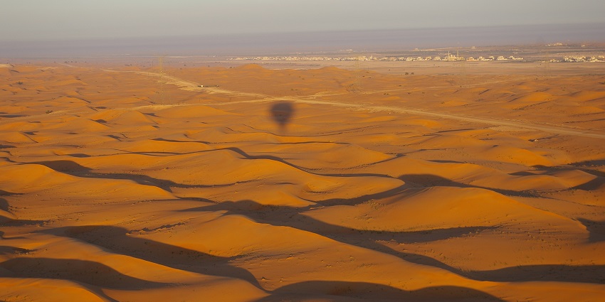 This desert provides an amazing overview of the UAE’s past, with historical landmarks.