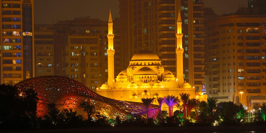 Witness the amazing views at Al Noor Island on your trip to the Sharjah Art Museum.