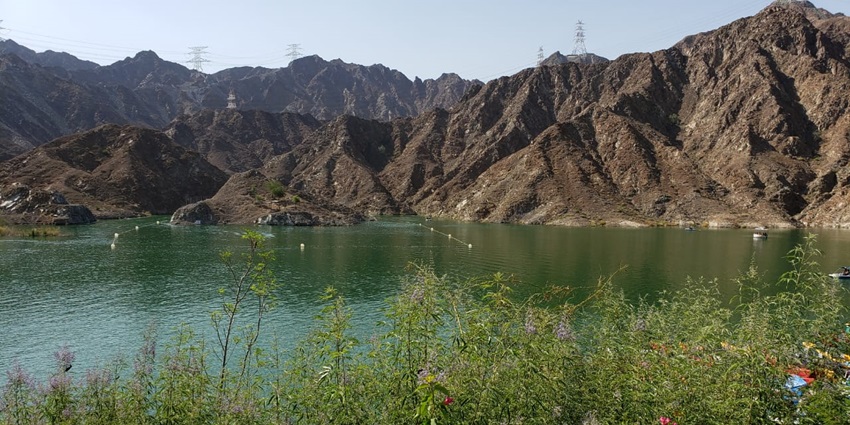 A picture of a scenic reservoir around the Al Rafisah Damn near the Khor Fakkan Waterfalls in the UAE