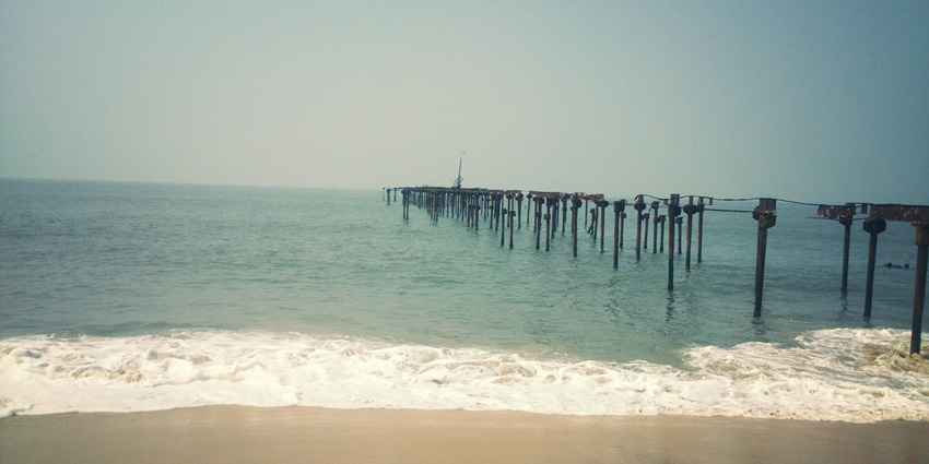 The Old pier of Alappuzha Port at Alappuzha Beach, is one of the beaches near Guruvayur.