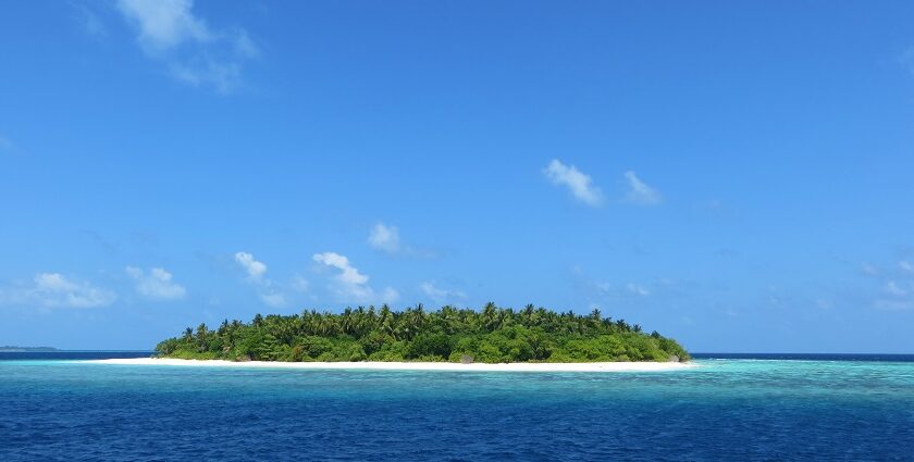 Alimatha Island is a serene island located on the Vaavu Atoll offering pristine beauty.