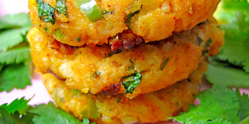 Aloo Tikki is a famous food and when served with chutney makes a great combo.
