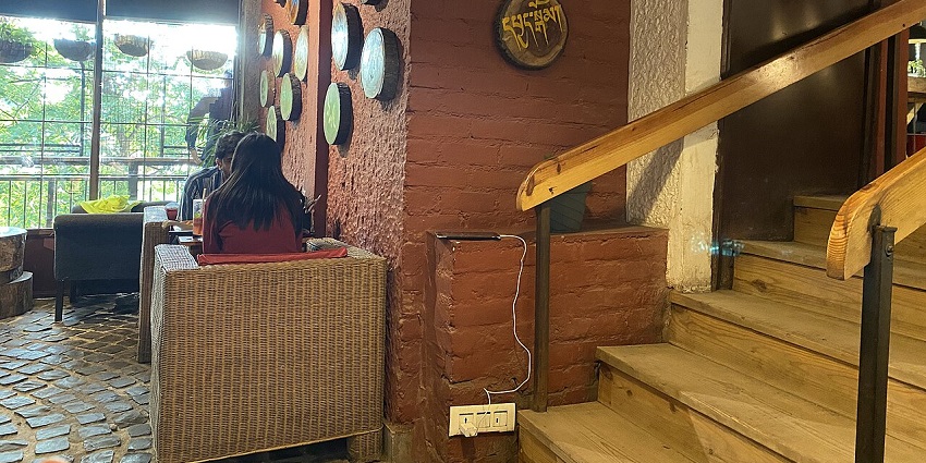 Beautiful snapshot of an idyllic Ama Cafe located near the famous Majnu ka Tila