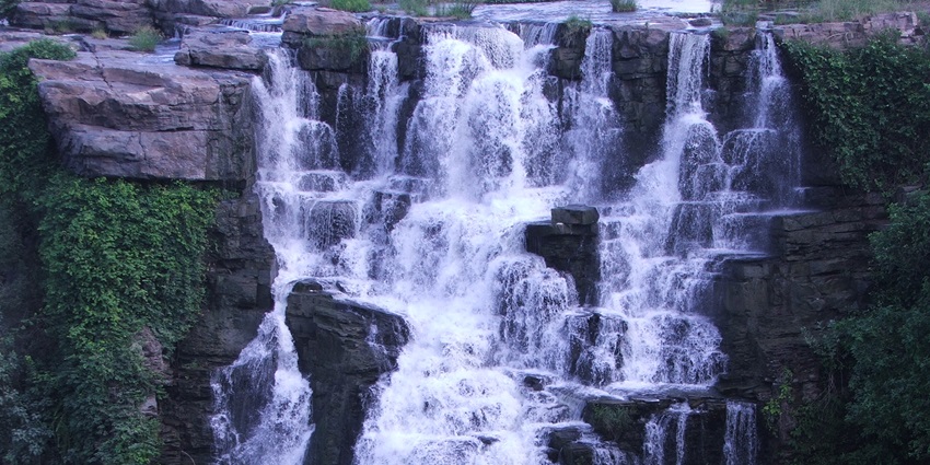 Amsoi Falls, located in Nagaon district, is known for its scenic beauty and tranquillity.