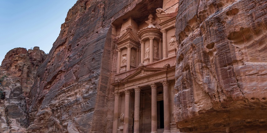 Jordan is one of the best places to visit in the world to soothe the history buff in you.