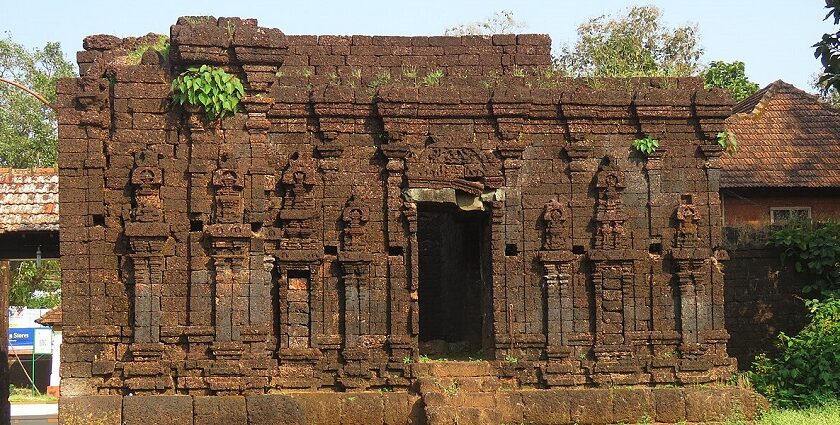 There is a lot of folklore associated with this ancient Shiva temple in Taliparamba.