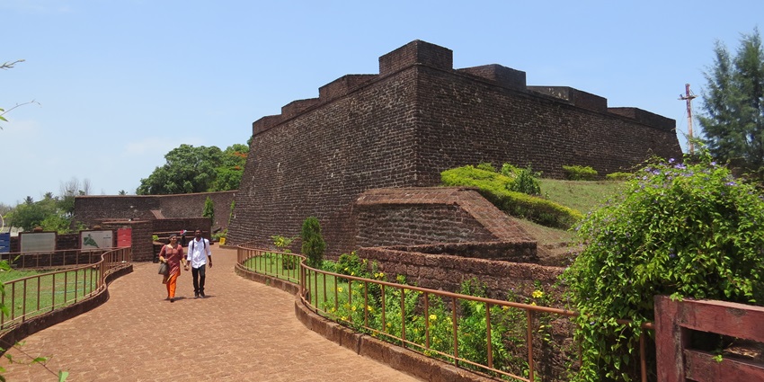 Angelo Fort of Kannur - one of the places to visit near Kannur to explore cultural heritage