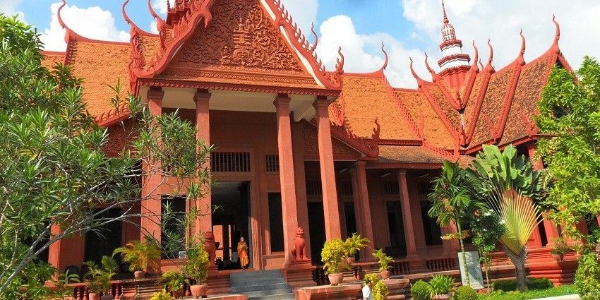 National Museum Phnom Penh exhibits the sprawling Angkor Collection in the premises.