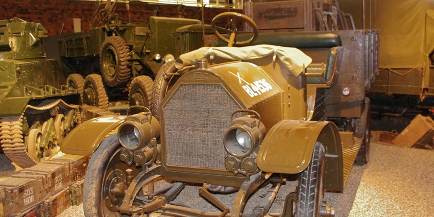 Fiat 15-ter 1.5-ton light truck displayed at the Imperial Museum—Ernakulam museums