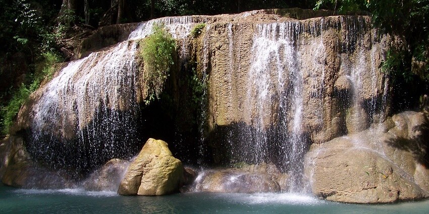 This waterfall has a mini pool for tourists where they can bath and enjoy the clean air.