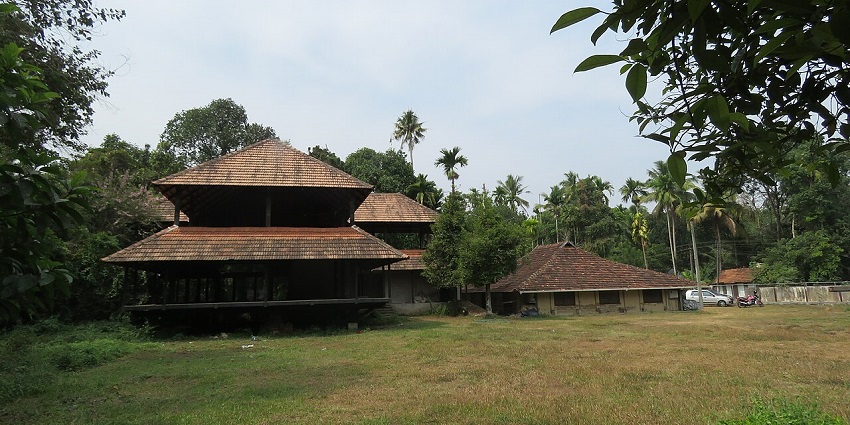 Aranmula Heritage Village is one of the best hotspots located near the Aranmula Temple.