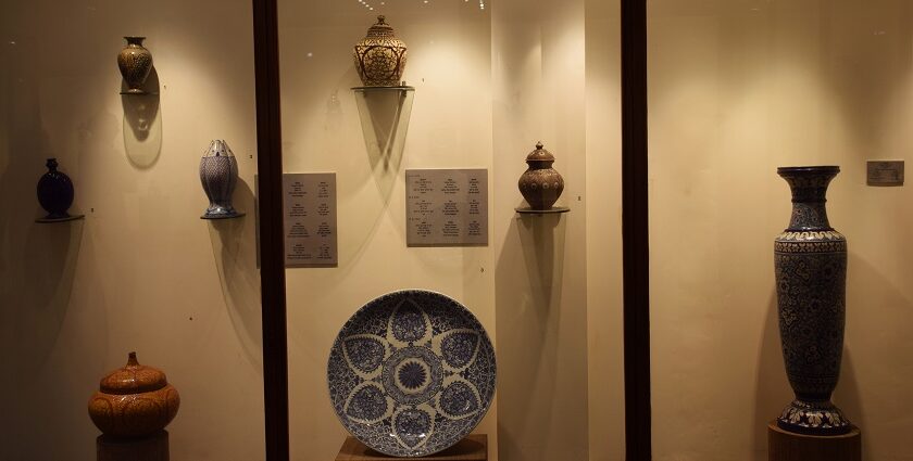 Visit the SPS Museum in Kashmir to witness the plethora of traditional artefacts and local handicrafts