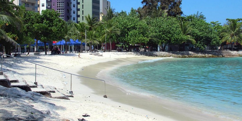 A picture showing a small stretch of sand on the Artificial Beach on the east side of Male.