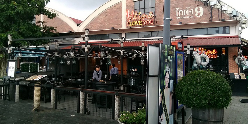 Exploring Asiatique The Riverfront venue is one of the best things to do in Bangkok.