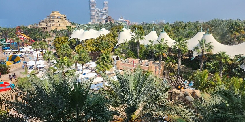 Visit the tourist hotspot, Atlantis Aquaventure Waterpark on next vacation with loved ones