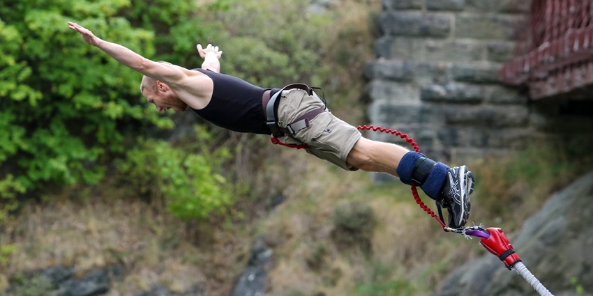 Enjoy thrilling sports at suitable costs on your next vacation to this tropical paradise.