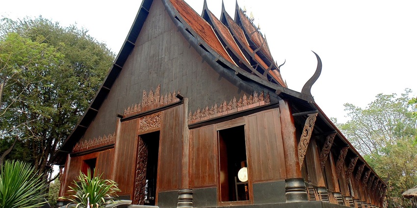 Muzeum Baan Dam, nazywane „Czarnym Domem” w Chiang Rai, Tajlandia