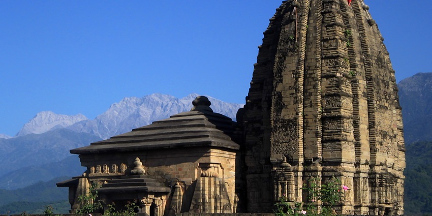 Baijnath temple is one of the best places to visit near Bir Billing for a spiritual experience