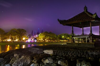 New year parties in Bali often take place at beautiful beaches with the best celebrations.