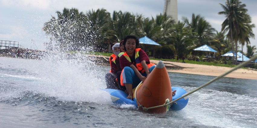 Banana boats are one of the most entertaining water sports in Langkawi