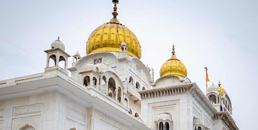 Bangla Sahib Gurudwara is a religious place for Sikhs which is near Vishwavidyalaya and is a must-visit