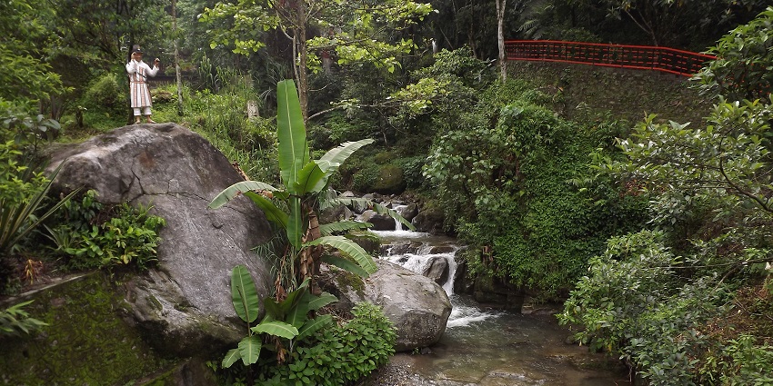 This waterfall is perfect for tourists seeking serenity and adventure all in once place