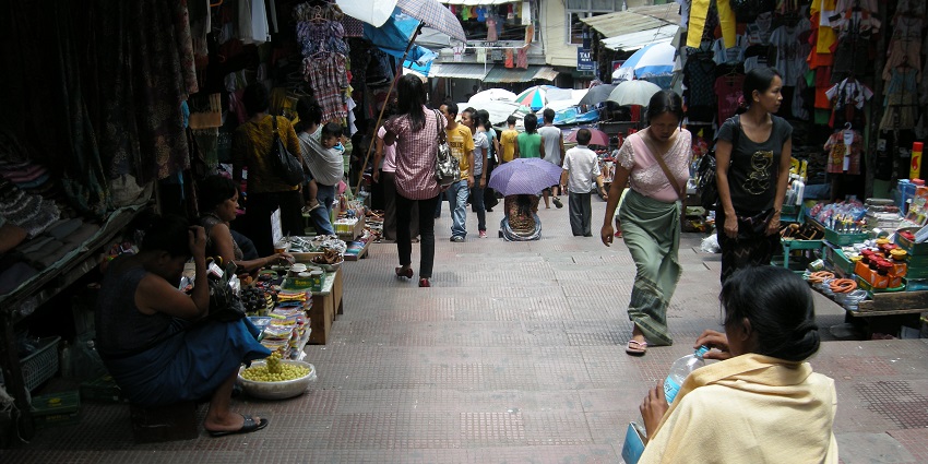 Shopping for souvenirs at Bara Bazar, is one of the things to do in Aizawl, Mizoram.