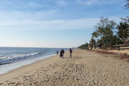 A beautiful beach near Ernakulam during day time