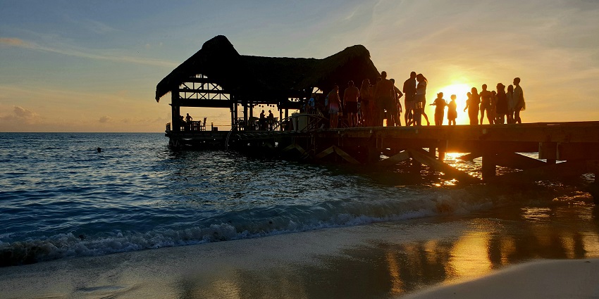 Have an amazing New Year Party in South Goa while partaking in the Benaulim Beach Carnival
