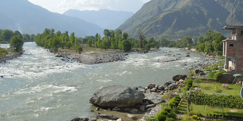 A view of River Beas and the River Parvati confluence at Bhuntar, a scenic abode.