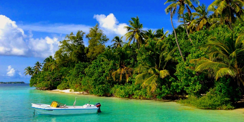 Biyadhoo is one of the best islands in Maldives for honeymoon to explore in the region.