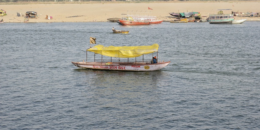 Boating and canoeing are among the best water sports in Odisha’s along the coastal region.