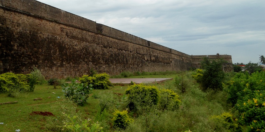 Bobbili Fort, located around 60 km from Vizianagaram, is a notable historical structure.