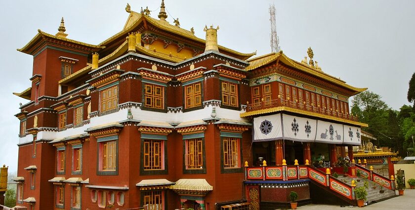 Bokar monastery is one of the most serene and cultural monasteries in West Bengal.