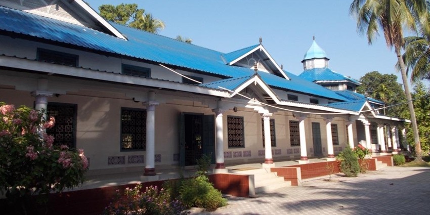 Image of Borduwa temple inside kirtan ghar - places to visit in Nagaon
