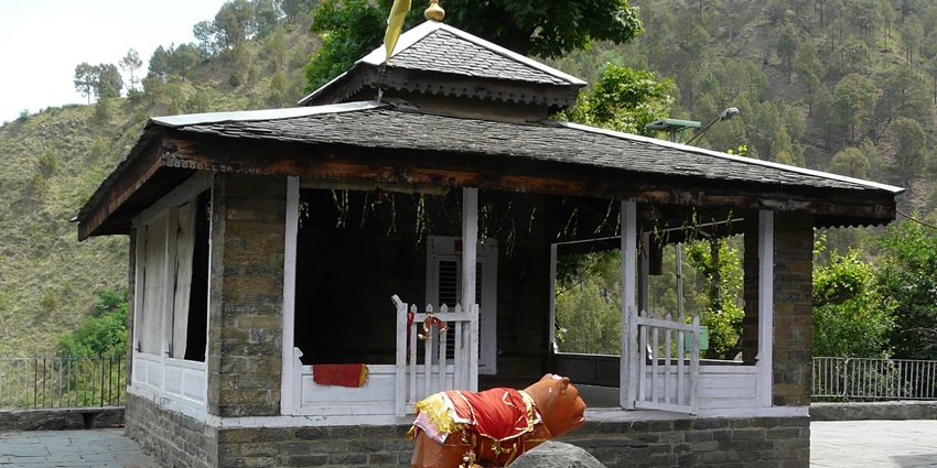 Brajeshwari Devi Temple is one of the Shakti Peethas in the country, situated in Himachal.
