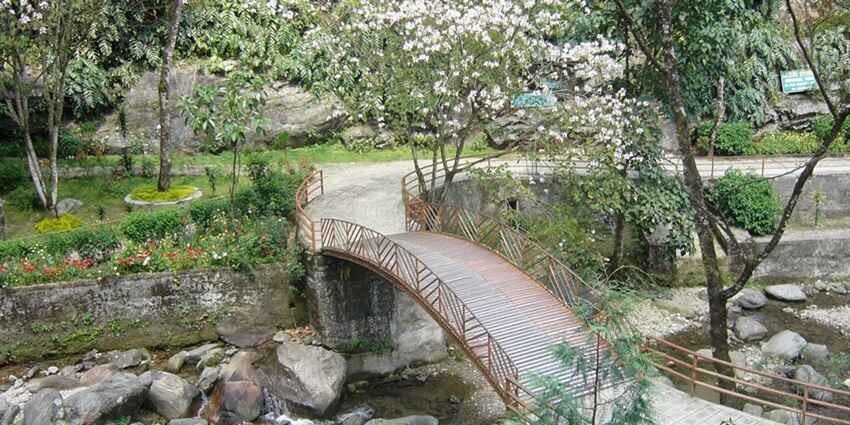 This park is a must visit spot especially with your family to stroll around and have a picnic